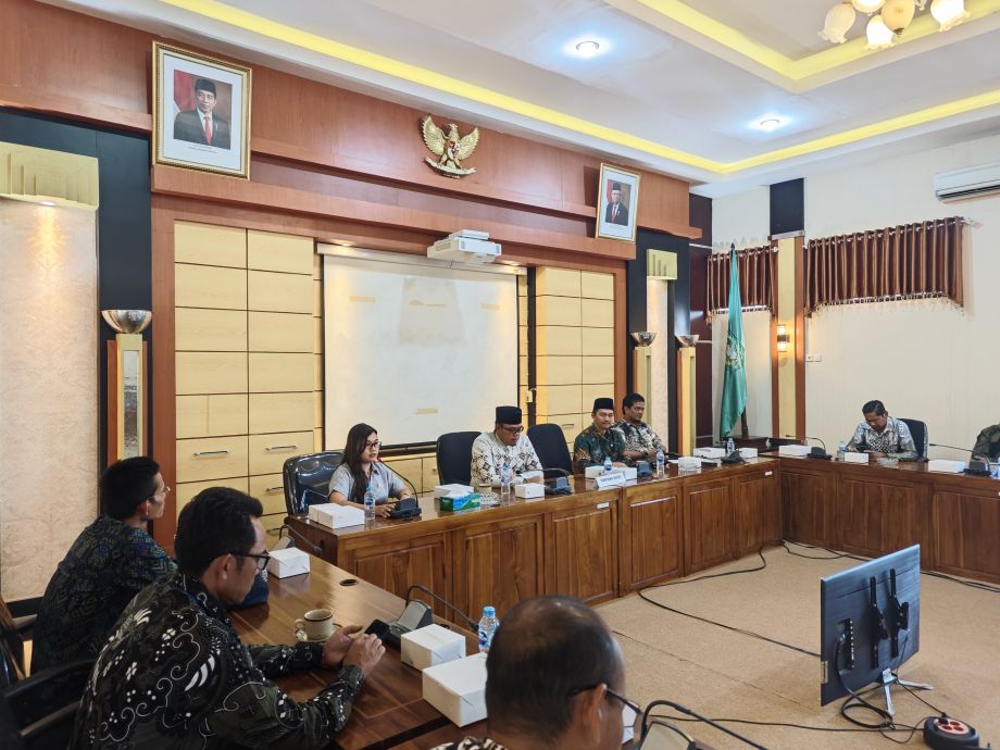 Komisi V DPRD Prov. Kalbar Terima Audiensi Dinas Pemdes Kab. Melawi