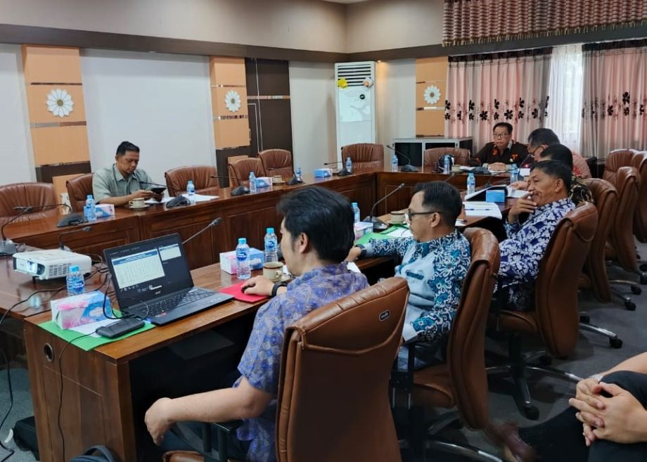Komisi II DPRD Prov. Kalbar Gelar Rapat Kerja Bersama Perangkat Daerah