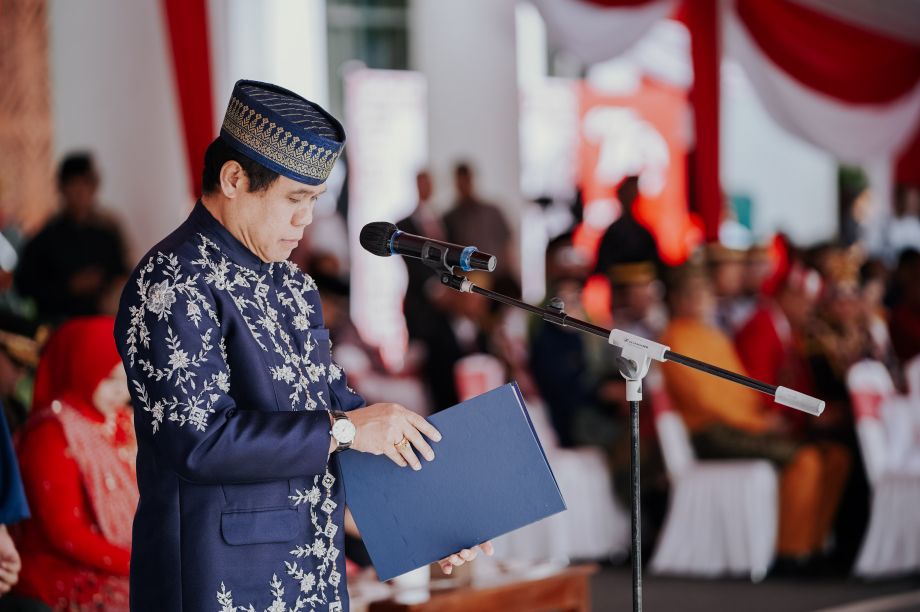 Wakil Ketua DPRD Bacakan Teks Pembukaan UUD 1945